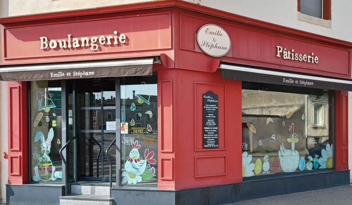 Vitrine de boulangerie décorée pour Pâques